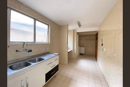 Apartamento para alugar com 105m², 3 quartos e 1 vaga