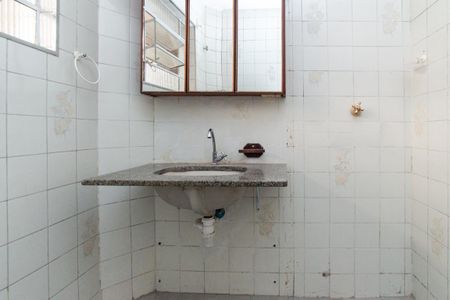 Apartamento à venda com 77m², 2 quartos e sem vaga Apartamento à venda com 77m², 2 quartos e sem vagaBanheiro