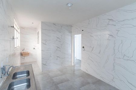 Apartamento à venda com 77m², 2 quartos e sem vaga Apartamento à venda com 77m², 2 quartos e sem vagaCozinha e Área de Serviço