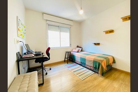 Apartamento à venda com 62m², 2 quartos e 2 vagas Apartamento à venda com 62m², 2 quartos e 2 vagasQuarto