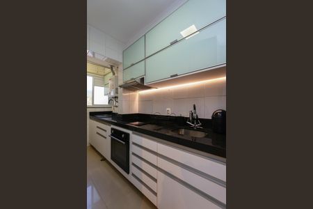 Apartamento à venda com 80m², 2 quartos e 2 vagas Apartamento à venda com 80m², 2 quartos e 2 vagasCozinha