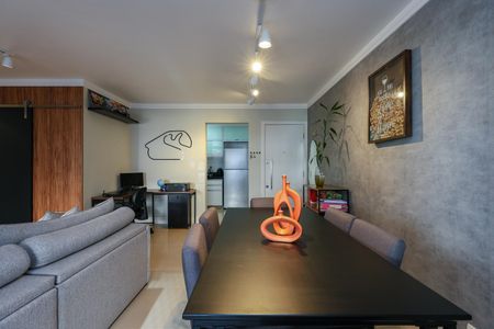 Apartamento à venda com 80m², 2 quartos e 2 vagas Apartamento à venda com 80m², 2 quartos e 2 vagasSala