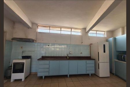 Casa à venda com 218m², 3 quartos e 4 vagasFoto 01