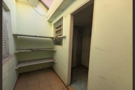 Casa à venda com 218m², 3 quartos e 4 vagasFoto 01