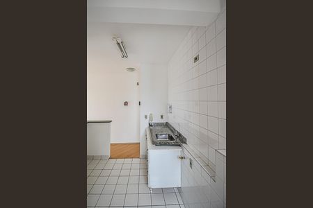 Apartamento para alugar com 56m², 2 quartos e 1 vaga Apartamento para alugar com 56m², 2 quartos e 1 vagaCozinha e Área de Serviço