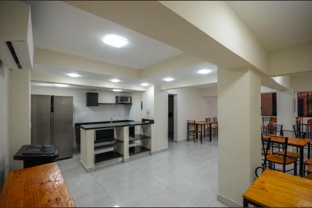 Apartamento para alugar com 47m², 2 quartos e sem vagaÁrea comum - Salão de festas