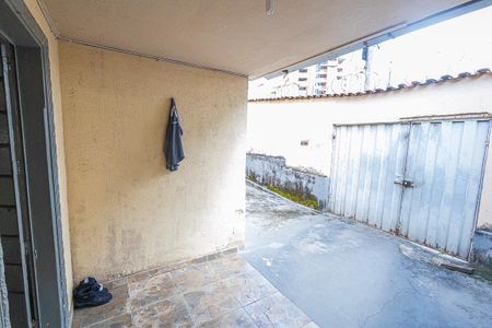 Área externa de casa à venda com 3 quartos, 145m² em Renascença, Belo Horizonte