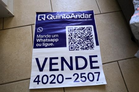 Apartamento à venda com 52m², 2 quartos e 1 vagaPlaquinha