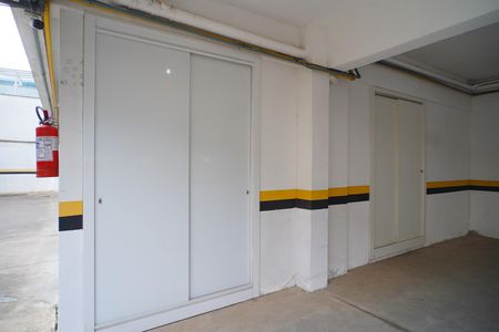 Apartamento à venda com 89m², 3 quartos e 2 vagas Apartamento à venda com 89m², 3 quartos e 2 vagasDepósito