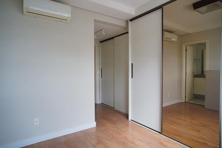 Apartamento à venda com 89m², 3 quartos e 2 vagas Apartamento à venda com 89m², 3 quartos e 2 vagasQuarto suíte
