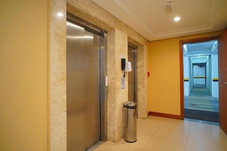 Apartamento à venda com 89m², 3 quartos e 2 vagas Apartamento à venda com 89m², 3 quartos e 2 vagasHall de entrada