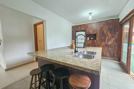 Casa para alugar com 150m², 3 quartos e 2 vagas