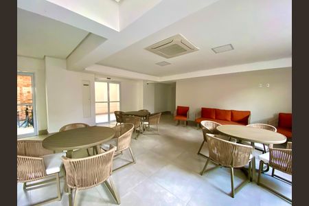 Apartamento para alugar com 50m², 2 quartos e 1 vagaÁrea comum - Salão de festas