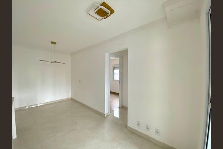 Apartamento para alugar com 50m², 2 quartos e 1 vagaSala