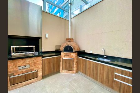 Apartamento para alugar com 50m², 2 quartos e 1 vagaÁrea comum - Churrasqueira