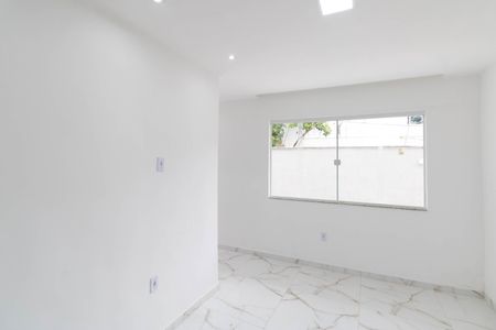 Sala de casa para alugar com 2 quartos, 55m² em Campo Grande, Rio de Janeiro