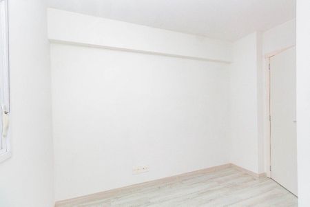 Quarto 1 de apartamento para alugar com 2 quartos, 54m² em Jardim Carvalho, Porto Alegre