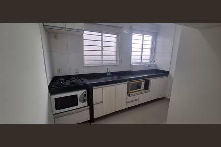 Apartamento para alugar com 42m², 2 quartos e 1 vaga Apartamento para alugar com 42m², 2 quartos e 1 vagaCozinha e Área de Serviço