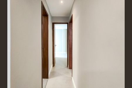 Apartamento à venda com 80m², 2 quartos e 1 vaga Apartamento à venda com 80m², 2 quartos e 1 vagaCorredor