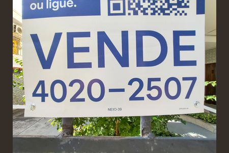 Apartamento à venda com 80m², 2 quartos e 1 vaga Apartamento à venda com 80m², 2 quartos e 1 vagaPlaca