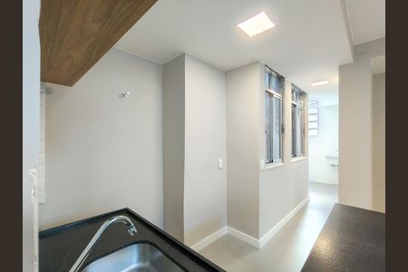 Apartamento à venda com 80m², 2 quartos e 1 vaga Apartamento à venda com 80m², 2 quartos e 1 vagaCozinha