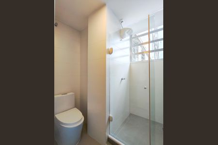 Apartamento à venda com 80m², 2 quartos e 1 vaga Apartamento à venda com 80m², 2 quartos e 1 vagaBanheiro da Suíte