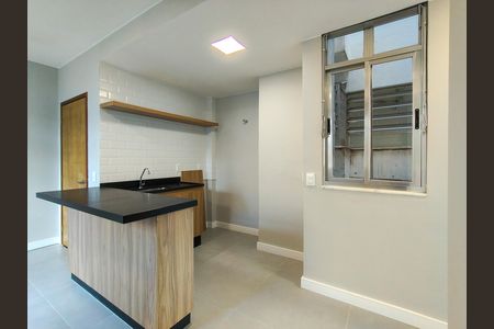 Apartamento à venda com 80m², 2 quartos e 1 vaga Apartamento à venda com 80m², 2 quartos e 1 vagaCozinha