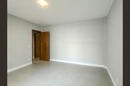 Apartamento à venda com 80m², 2 quartos e 1 vaga Apartamento à venda com 80m², 2 quartos e 1 vagaQuarto