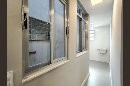Apartamento à venda com 80m², 2 quartos e 1 vaga Apartamento à venda com 80m², 2 quartos e 1 vagaÁrea de Serviço