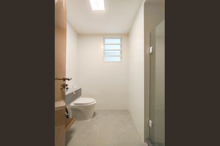 Apartamento à venda com 80m², 2 quartos e 1 vaga Apartamento à venda com 80m², 2 quartos e 1 vagaBanheiro Corredor