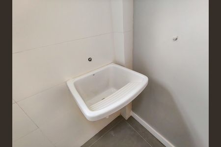 Apartamento à venda com 80m², 2 quartos e 1 vaga Apartamento à venda com 80m², 2 quartos e 1 vagaÁrea de Serviço
