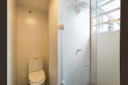Apartamento à venda com 80m², 2 quartos e 1 vaga Apartamento à venda com 80m², 2 quartos e 1 vagaBanheiro da Suíte