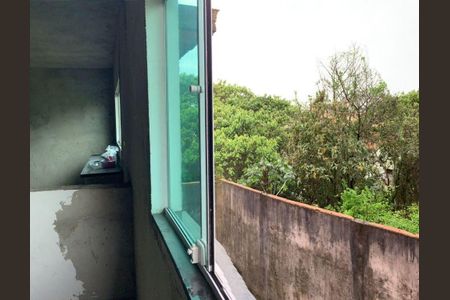 Casa à venda com 184m², 2 quartos e 2 vagas