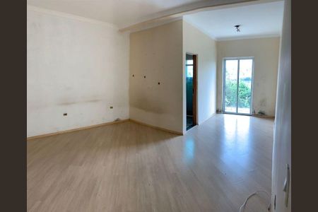 Casa à venda com 184m², 2 quartos e 2 vagas