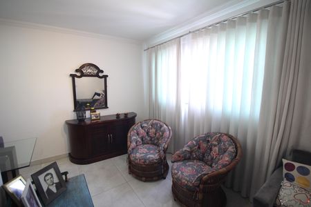 Sala de apartamento para alugar com 2 quartos, 65m² em Glória, Contagem