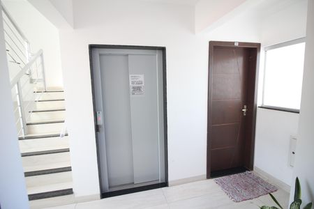 Apartamento para alugar com 65m², 2 quartos e 1 vagaÁrea comum