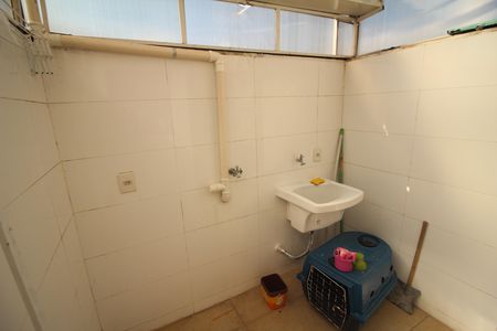 Apartamento para alugar com 65m², 2 quartos e 1 vagaÁrea de Serviço