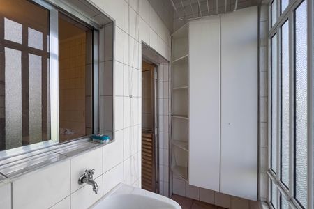 Apartamento à venda com 109m², 2 quartos e sem vaga Apartamento à venda com 109m², 2 quartos e sem vagaÁrea de serviço