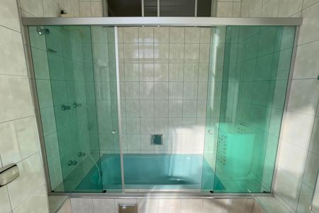 Apartamento à venda com 109m², 2 quartos e sem vaga Apartamento à venda com 109m², 2 quartos e sem vagaBanheiro do quarto 1