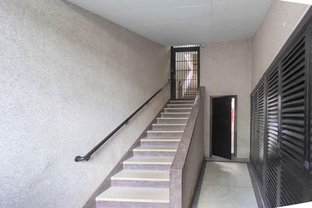 Apartamento à venda com 109m², 2 quartos e sem vaga Apartamento à venda com 109m², 2 quartos e sem vagaHall de entrada