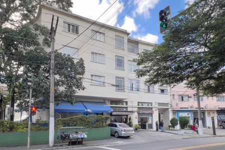 Apartamento à venda com 109m², 2 quartos e sem vaga Apartamento à venda com 109m², 2 quartos e sem vagaFachada