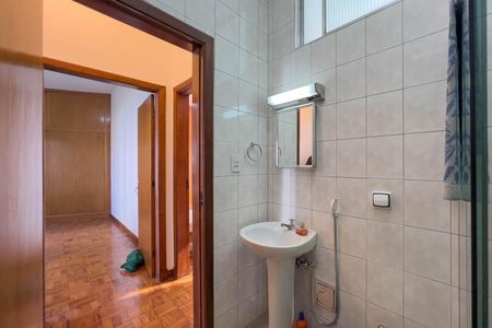 Apartamento à venda com 109m², 2 quartos e sem vaga Apartamento à venda com 109m², 2 quartos e sem vagaBanheiro