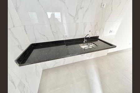 Apartamento à venda com 45m², 2 quartos e 1 vagaCozinha e Área de Serviço