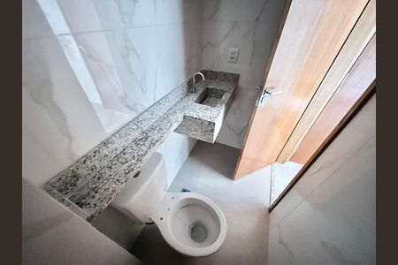 Apartamento à venda com 45m², 2 quartos e 1 vagaBanheiro da Suíte 2