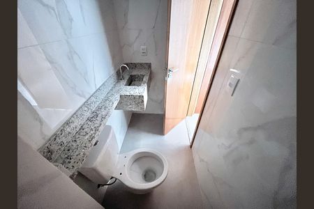 Apartamento à venda com 45m², 2 quartos e 1 vagaBanheiro da Suíte 2