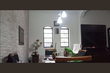 Casa à venda com 4 quartos, 140m² em Jardim da Gloria, São Paulo