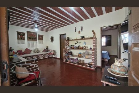 Sala de casa para alugar com 3 quartos, 205m² em Unamar, Cabo Frio