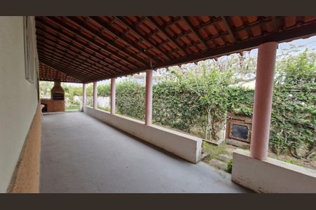 Área externa de casa para alugar com 3 quartos, 205m² em Unamar, Cabo Frio