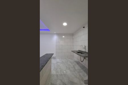 Casa para alugar com 40m², 1 quarto e sem vaga Casa para alugar com 40m², 1 quarto e sem vagaCozinha