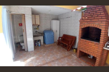 Casa à venda com 3 quartos, 232m² em Jardim Guarau, São Paulo